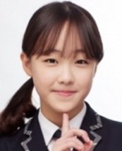 金宝仑 Bo-Yoon Kim照片