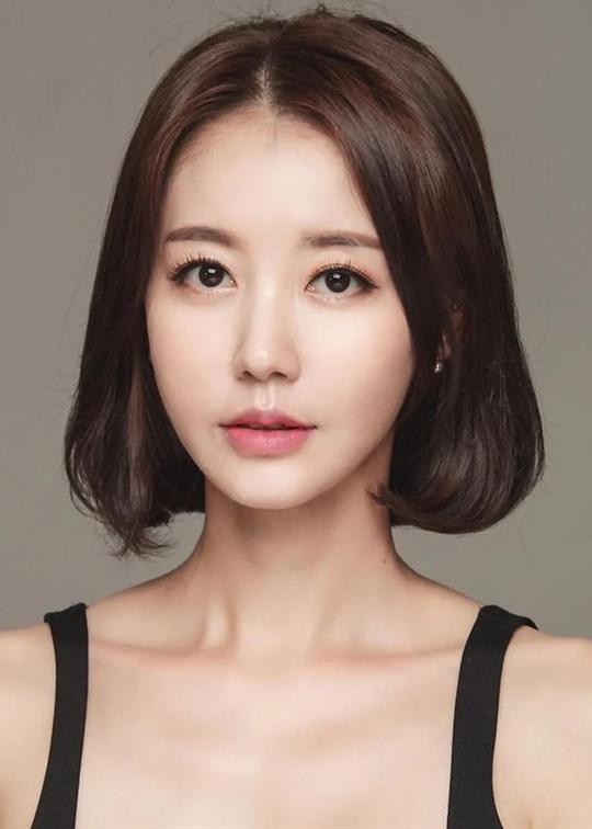 金花媛 Kim Hwa-yeon照片