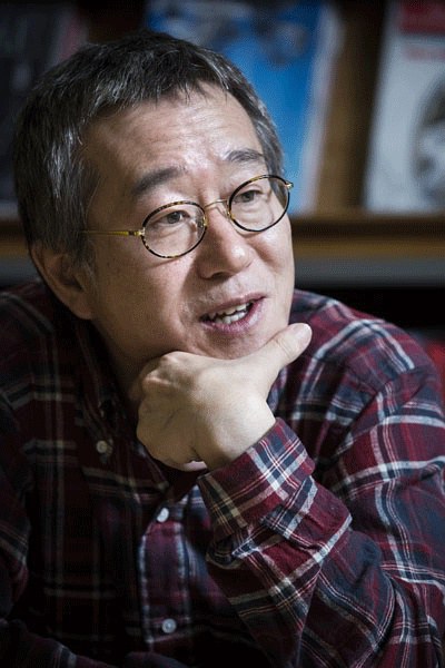 安畔锡 Pan-suk Ahn照片