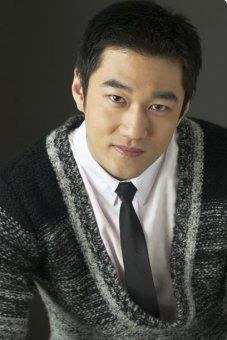 李柱贤 Ju-hyeon Lee照片