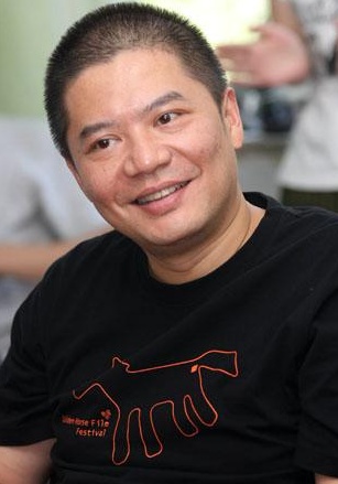 俞钟 Zhong Yu照片