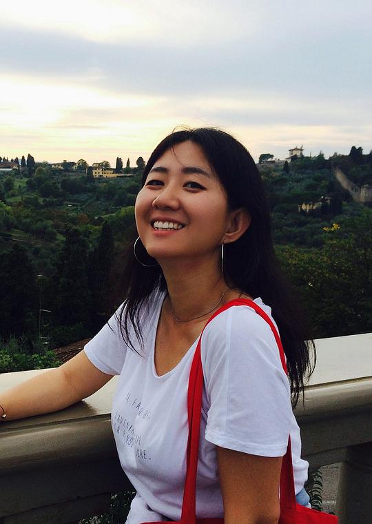 李薇 Wei Li照片