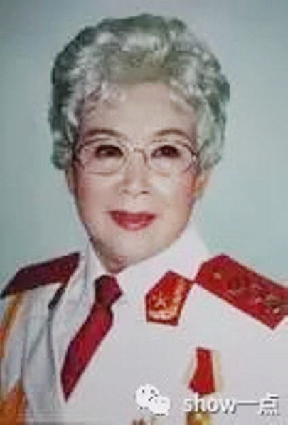 白慧雯 Huiwen Bai照片