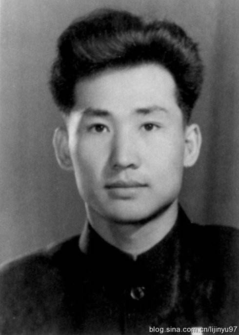 赵万德 Wande Zhao照片
