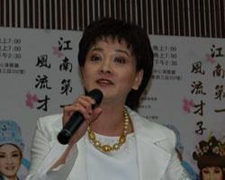 黄香莲 Hsiang-lien Huang照片
