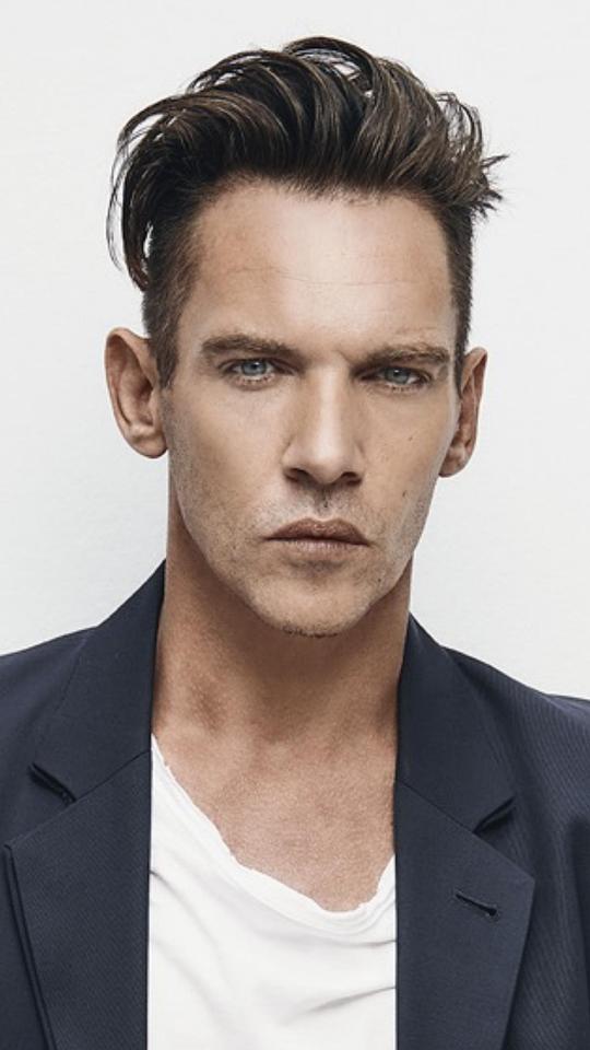 乔纳森·雷耶斯 Jonathan Reyes照片
