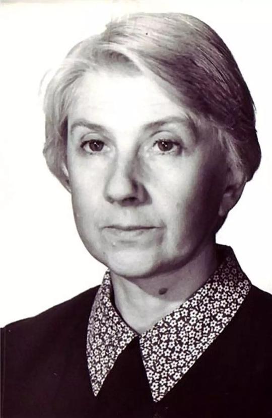 Lyudmila Arinina照片