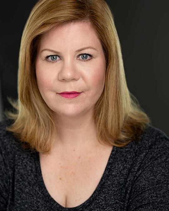 莱斯莉·米尔扎 Lesley Mirza照片