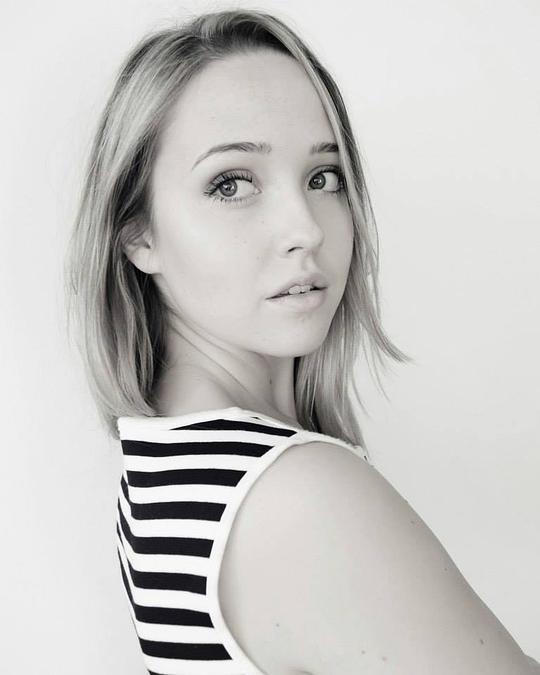 西沃恩·威廉姆斯 Siobhan Williams照片