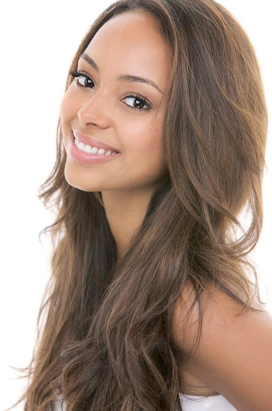 艾波·斯蒂文斯 Amber Stevens照片