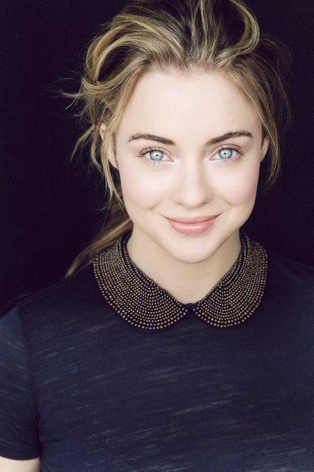 汉娜·卡苏拉卡 Hannah Kasulka照片