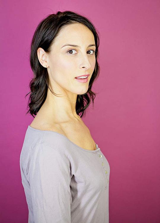 卡桑德拉·桑托斯 Kassandra Santos照片