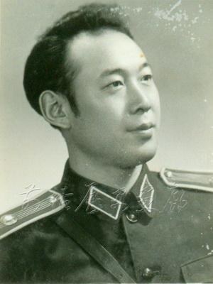 张钟英 Zhongying Zhang照片