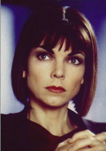 莉莎·霍华德 Lisa Howard照片