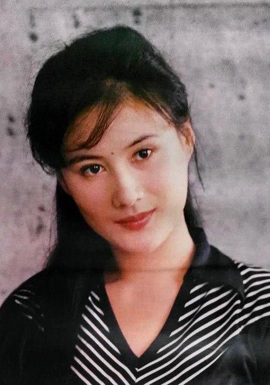 凌慧 Hui Ling照片