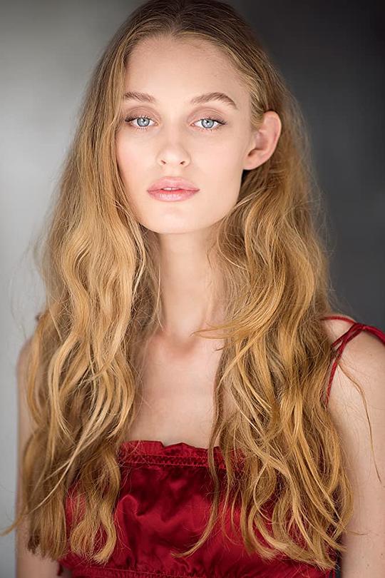 Bella Vick照片