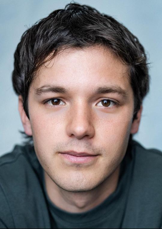 乔尔·南克维斯 Joel Nankervis照片