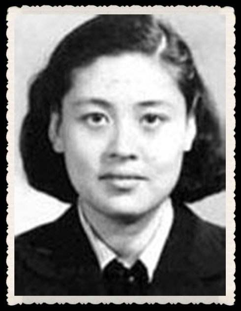 严丽秋 Liqiu Yan照片
