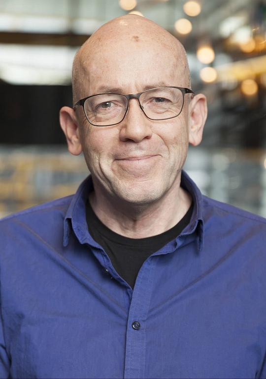 莫里斯·葛雷兹曼 Morris Gleitzman照片