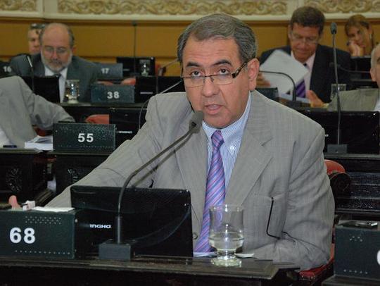 Carlos Roffé照片