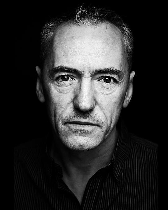Nigel Mercier照片