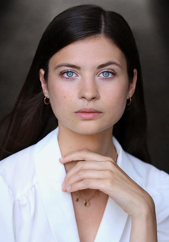 汉娜·阿尔德恩 Hanna Ardéhn照片