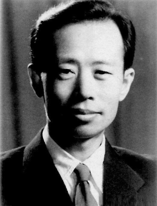 顾谦 Qian Gu照片