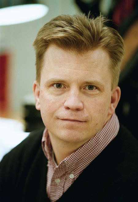 哈拉尔德·哈姆雷尔 Harald Hamrell照片