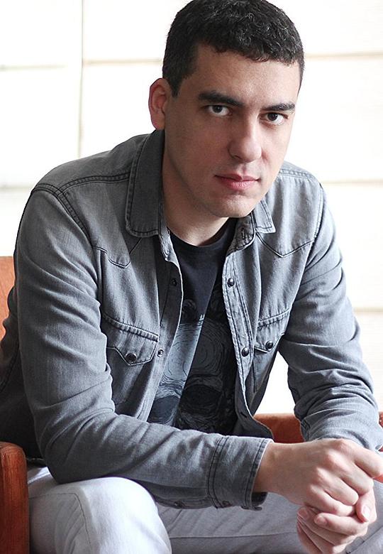 丹尼尔·雷森德 Daniel Rezende照片