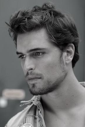 迪奥戈·莫加多 Diogo Morgado照片