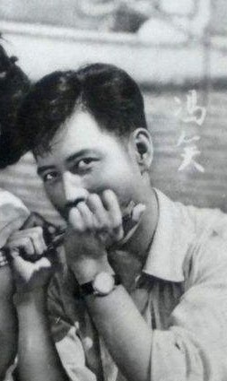 冯笑 Xiao Feng照片