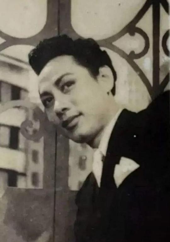 白云 Yun Bai照片