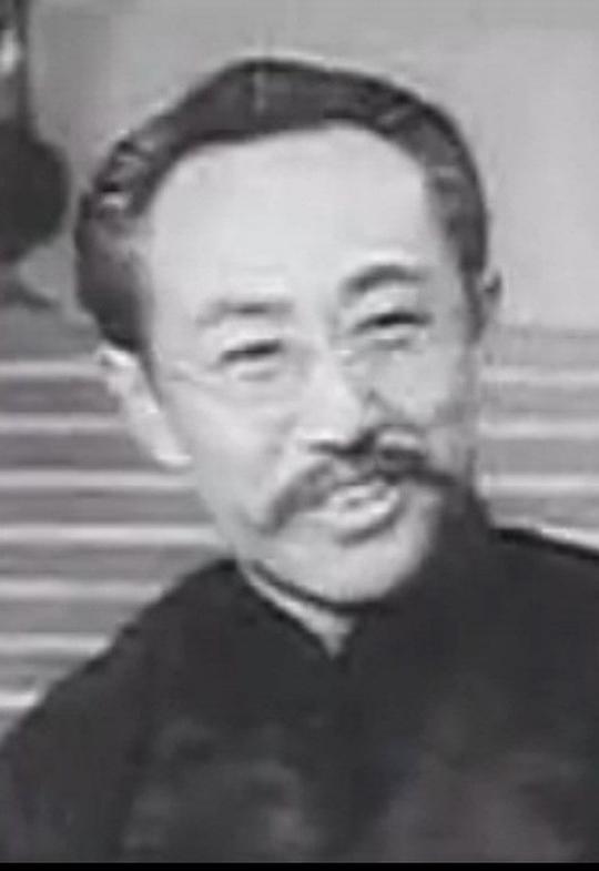 那威 Wei Na照片