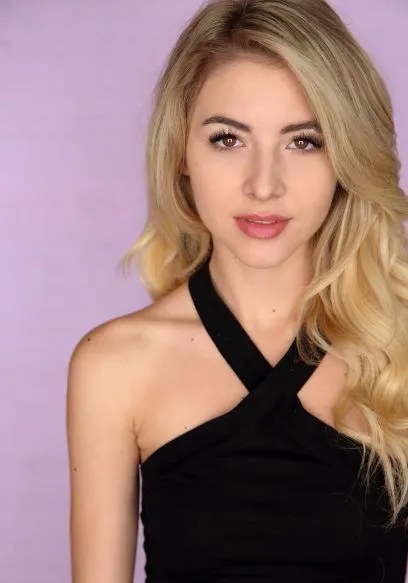 吉吉·古斯汀 Gigi Gustin照片