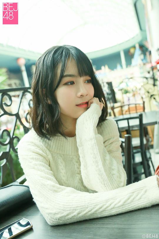 李梓 Zi Li照片