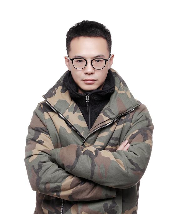 黑子 Kaiyi Liu照片