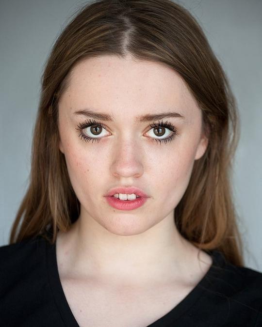 艾米·卢·伍德 Aimee Lou Wood照片