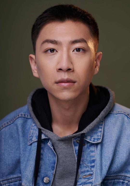 李扬 Bloom Li照片