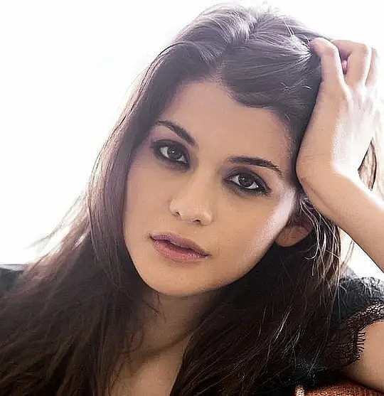 索菲亚·布莱克-德埃利亚 Sofia Black-D'Elia照片