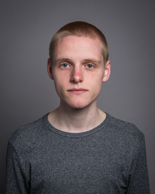 刘易斯·格里本 Lewis Gribben照片