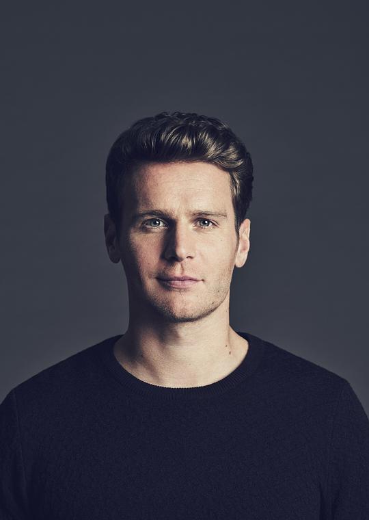 乔纳森·格罗夫 Jonathan Groff照片