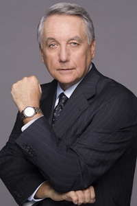 鲍勃·冈顿 Bob Gunton照片