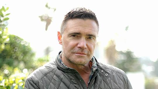杰里米·林赛·泰勒 Jeremy Lindsay Taylor照片