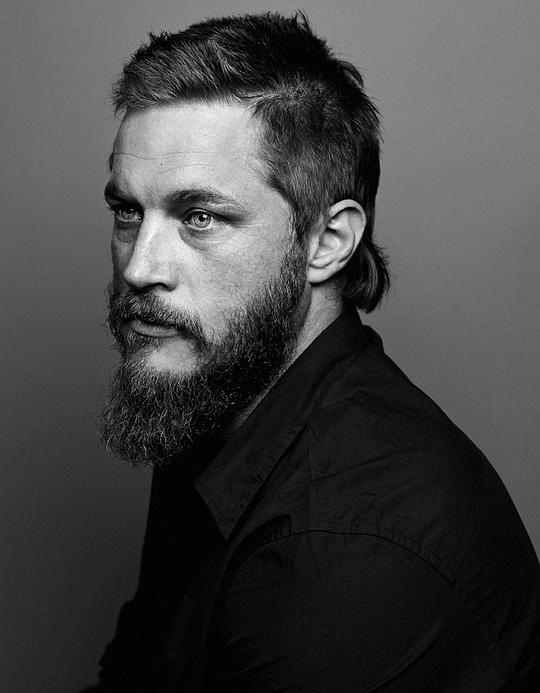 崔维斯·费米尔 Travis Fimmel照片