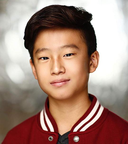 伊桑·黄 Ethan Hwang照片