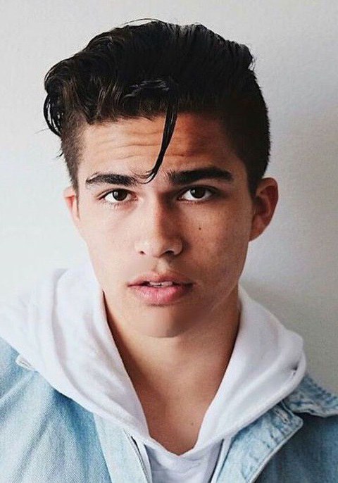 亚历克斯·艾欧诺 Alex Aiono照片