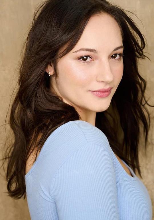 Ellen Woomer照片