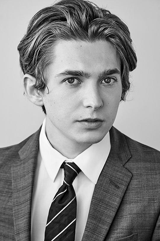 奥斯汀·艾布拉姆斯 Austin Abrams照片