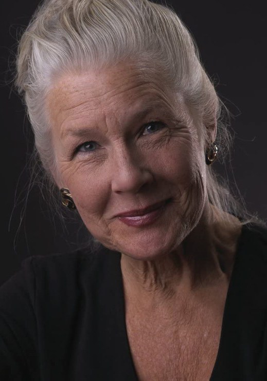 伊丽莎白·亨利 Elisabeth Henry照片