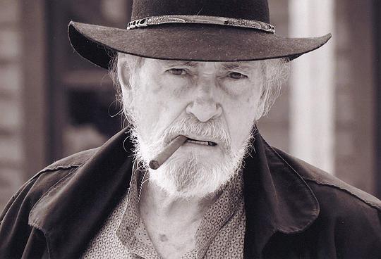 罗伯特·伍兹 Robert Woods照片